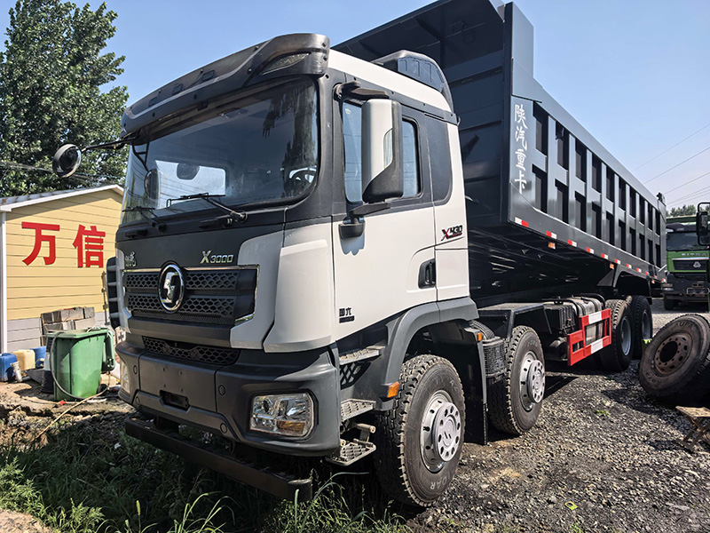 陕汽德龙X3000、8*4自卸车